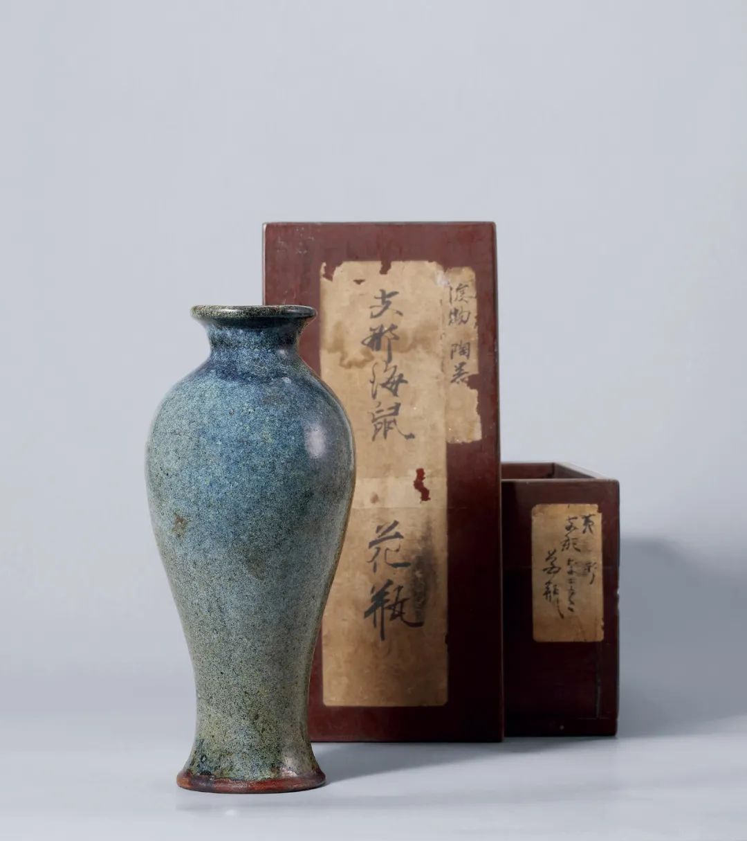 建水紫陶茶壶纯手工浮雕祥龙汉瓦壶可提可转凤鸣壶飞机壶高档茶具